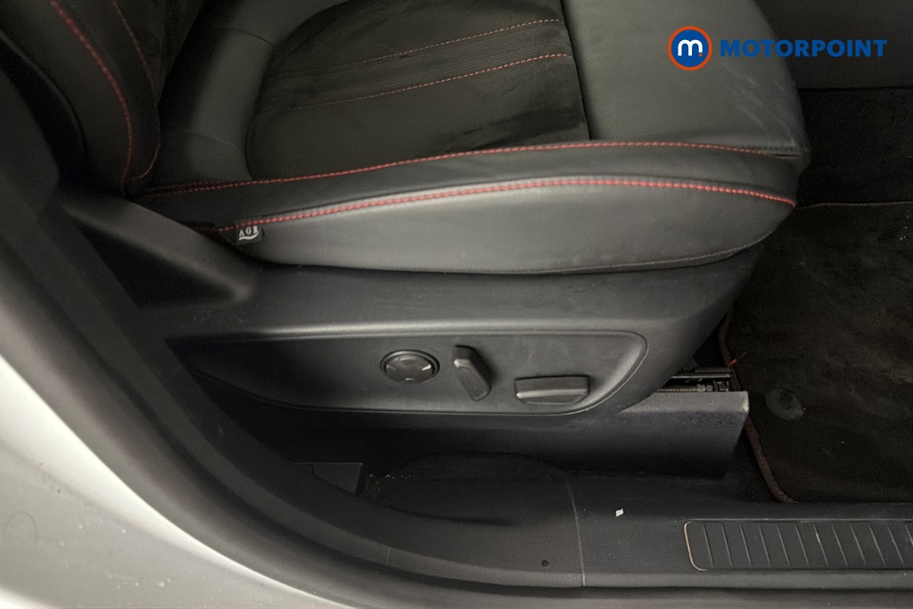 Ford Kuga St-Line Automatic Petrol Plug-In Hybrid SUV - Stock Number (1677631) - 23rd supplementary image