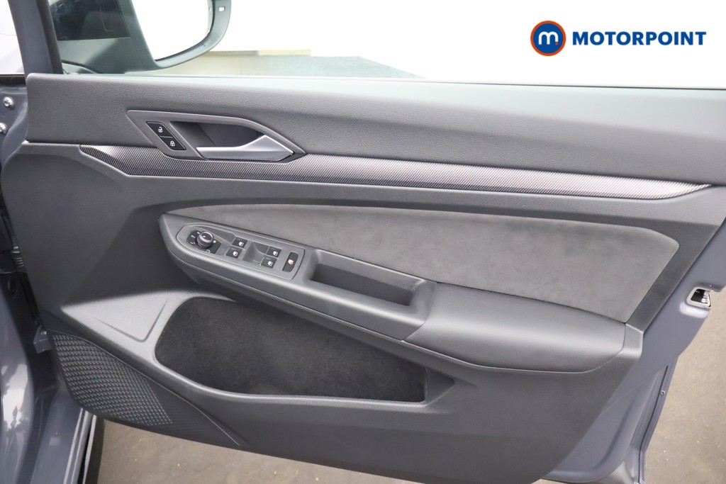 Volkswagen Golf Black Edition Automatic Petrol Hatchback - Stock Number (1679354) - 15th supplementary image