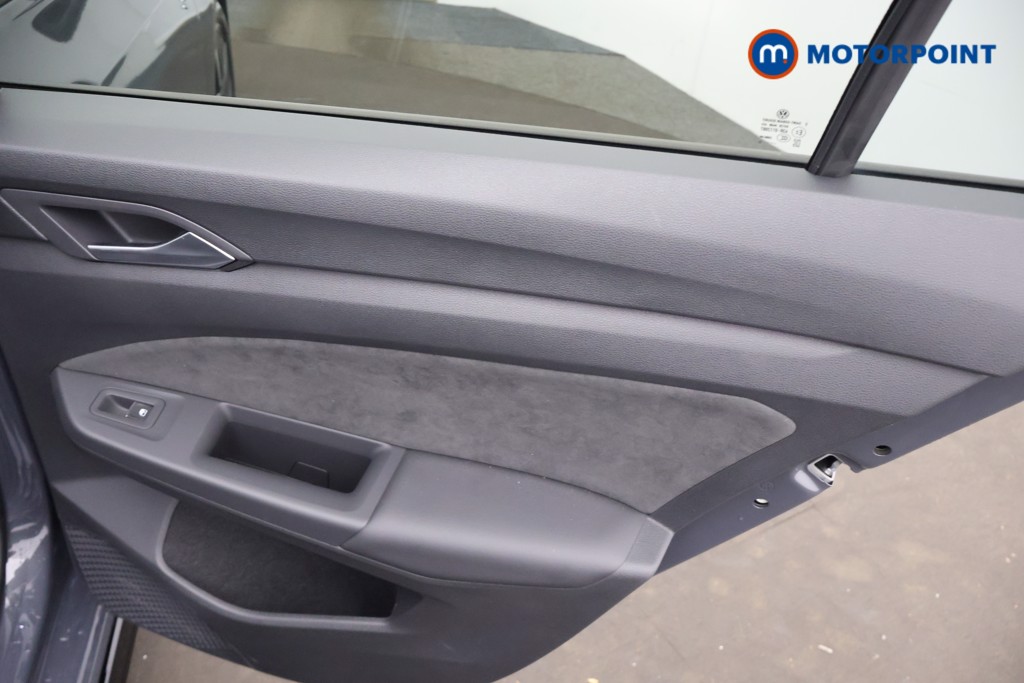 Volkswagen Golf Black Edition Automatic Petrol Hatchback - Stock Number (1679354) - 22nd supplementary image