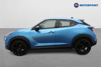 Nissan Juke Tekna Automatic Petrol SUV - Stock Number (1680783) - Passenger side