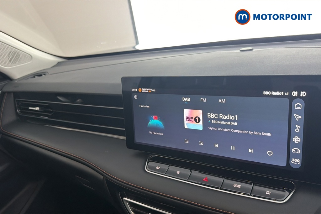 Mg Motor Uk HS Trophy Automatic Petrol-Electric Hybrid SUV - Stock Number (1680911) - 8th supplementary image