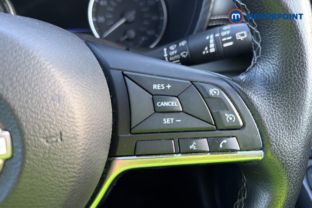 Nissan Juke N-Connecta Automatic Petrol-Electric Hybrid SUV - Stock Number (1681621) - 3rd supplementary image