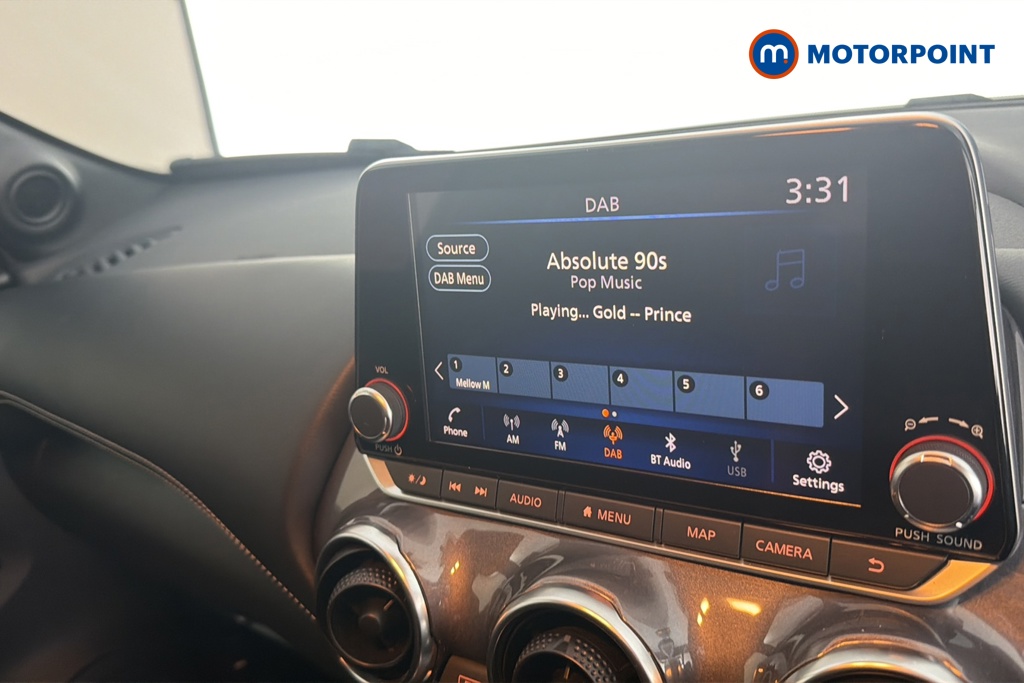Nissan Juke N-Connecta Automatic Petrol-Electric Hybrid SUV - Stock Number (1682158) - 8th supplementary image