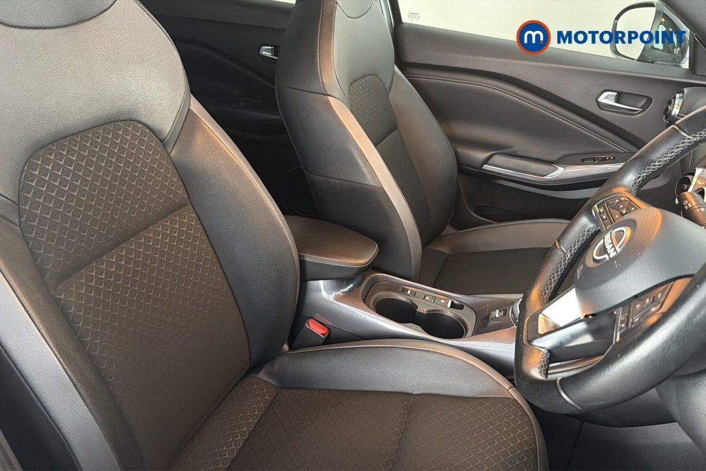 Nissan Juke N-Connecta Automatic Petrol-Electric Hybrid SUV - Stock Number (1682158) - 22nd supplementary image