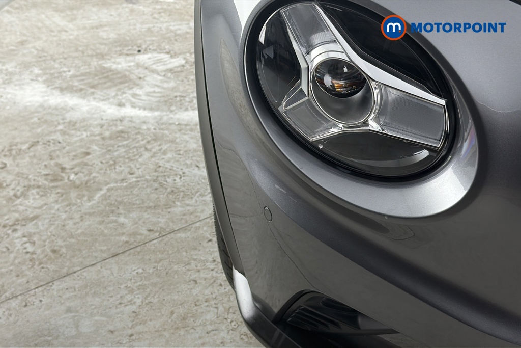 Nissan Juke N-Connecta Automatic Petrol-Electric Hybrid SUV - Stock Number (1682158) - 38th supplementary image