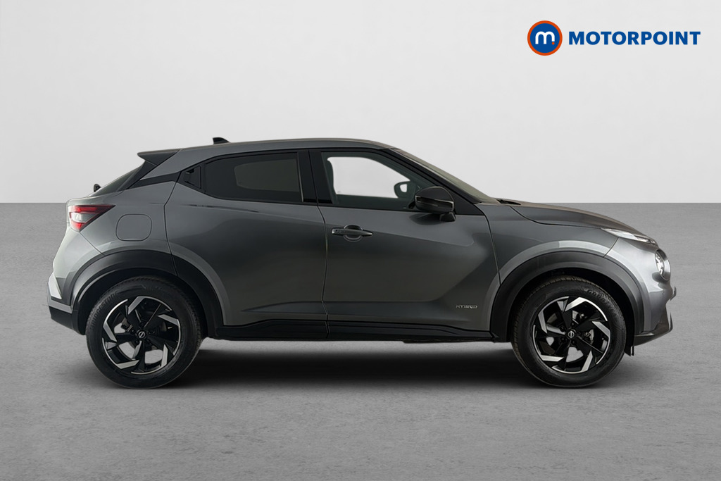Nissan Juke N-Connecta Automatic Petrol-Electric Hybrid SUV - Stock Number (1682158) - Passenger side
