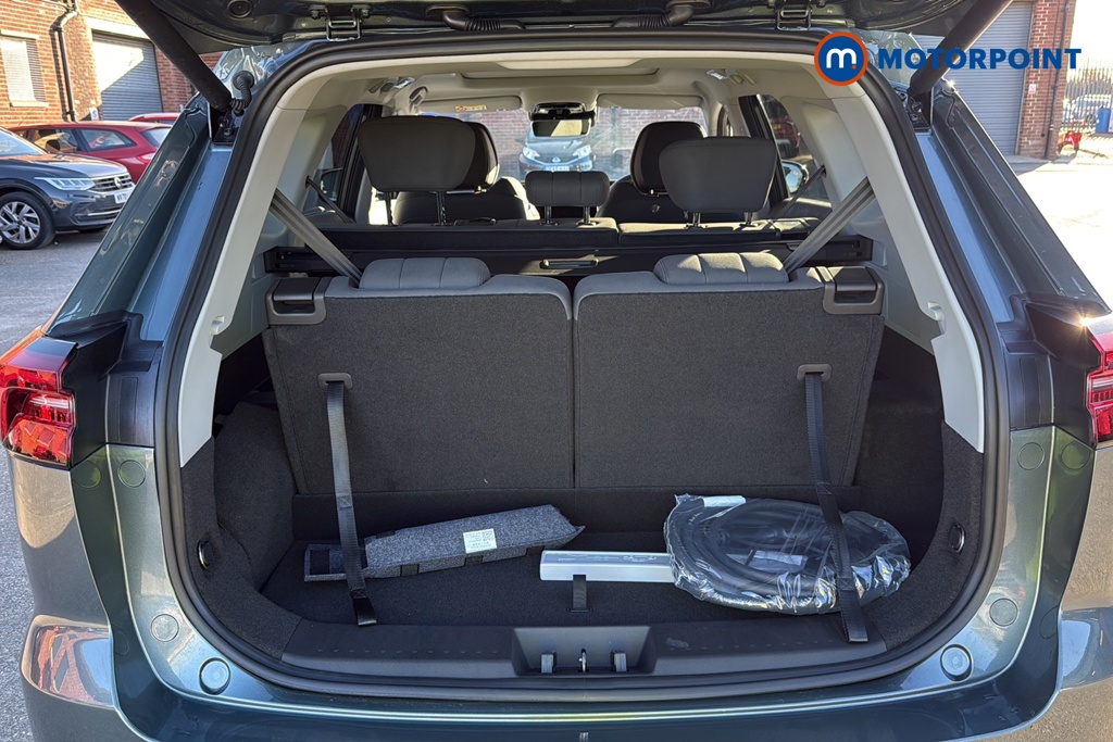 Chery Tiggo 8 Summit Automatic Petrol Plug-In Hybrid SUV - Stock Number (1682738) - 30th supplementary image