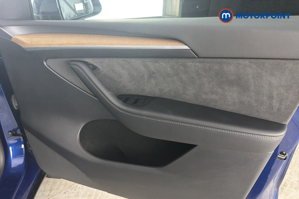 Tesla Model Y Long Range Automatic Electric SUV - Stock Number (1682865) - 18th supplementary image