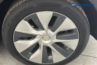 Tesla Model Y Long Range Automatic Electric SUV - Stock Number (1682865) - 45th supplementary image