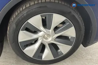 Tesla Model Y Long Range Automatic Electric SUV - Stock Number (1682865) - 47th supplementary image