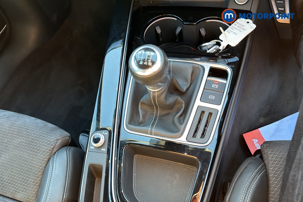 Audi A4 Black Edition Manual Petrol Estate - Stock Number (1683328) - 15th supplementary image