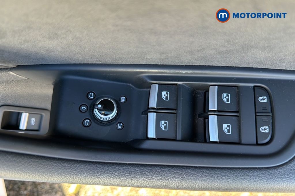 Audi A4 Black Edition Manual Petrol Estate - Stock Number (1683328) - 19th supplementary image