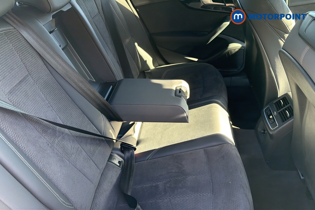 Audi A4 Black Edition Manual Petrol Estate - Stock Number (1683328) - 26th supplementary image