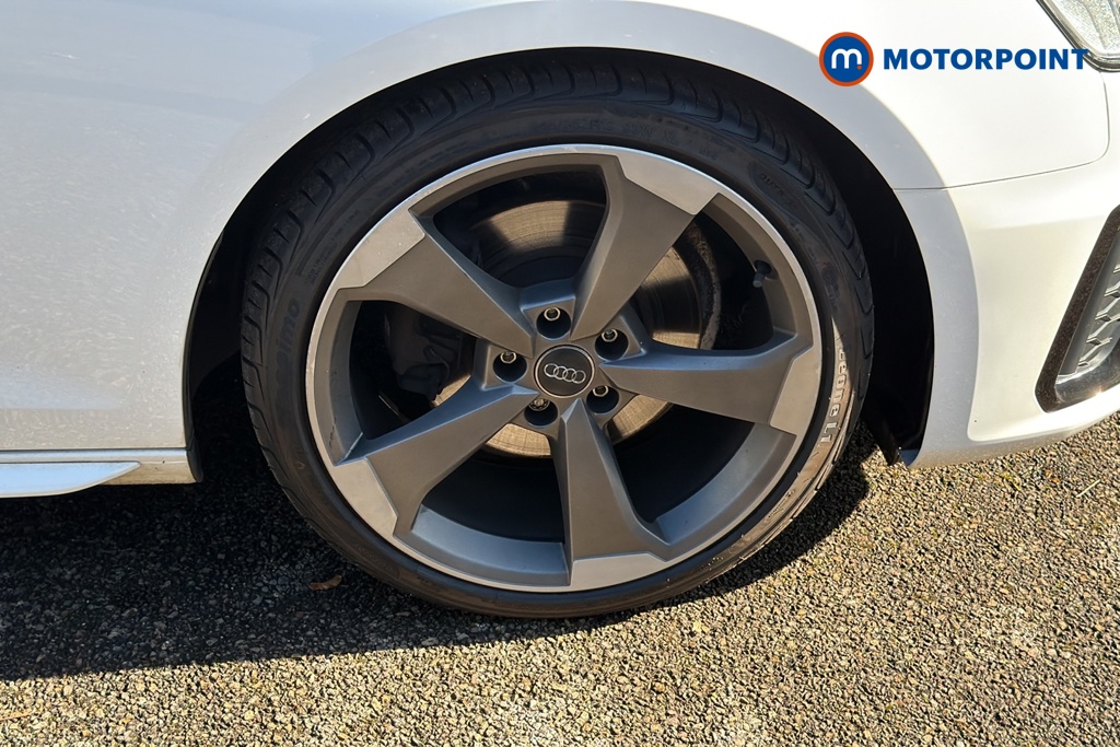 Audi A4 Black Edition Manual Petrol Estate - Stock Number (1683328) - 47th supplementary image