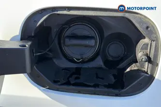 Mercedes-Benz GLA Amg Line Automatic Petrol SUV - Stock Number (1683941) - 41st supplementary image