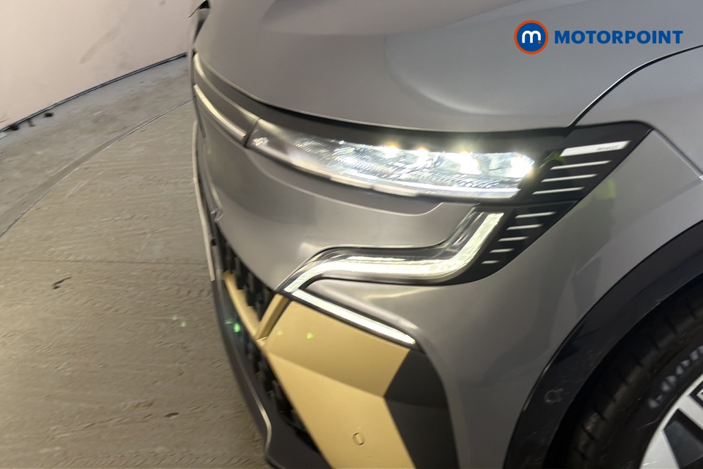 Renault Megane E-Tech Iconic Automatic Electric Hatchback - Stock Number (1684783) - 42nd supplementary image