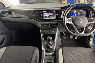 Volkswagen Polo Life Manual Petrol Hatchback - Stock Number (1684871) - 1st supplementary image