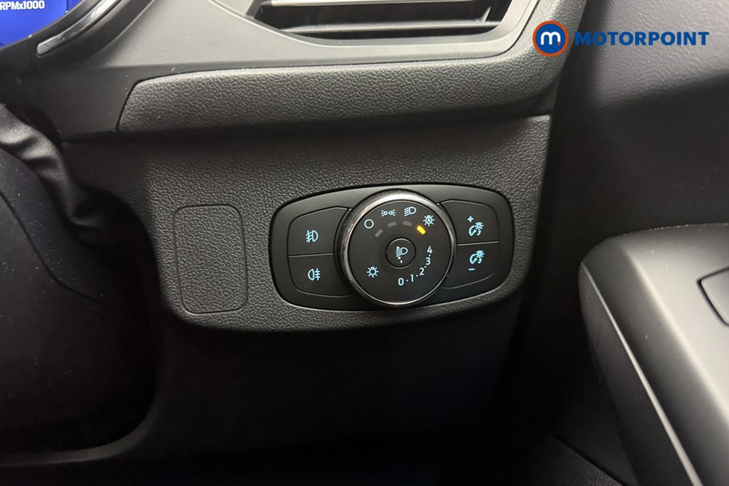 Ford Focus Active Vignale Automatic Petrol Hatchback - Stock Number (1684904) - 17th supplementary image