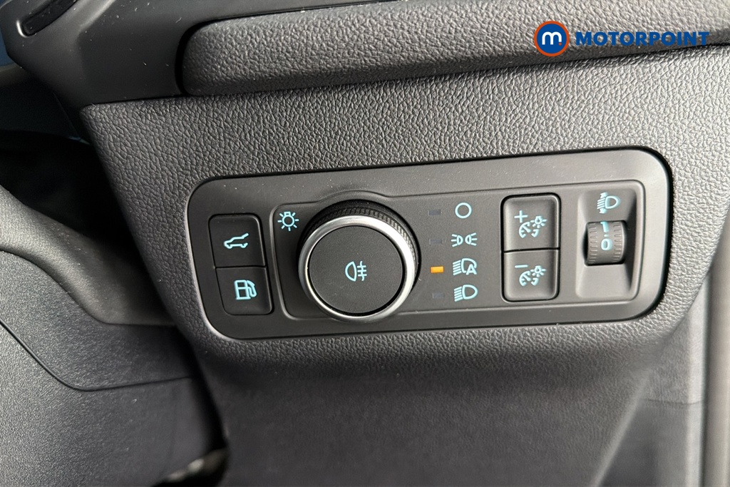 Ford Kuga St-Line Automatic Petrol Plug-In Hybrid SUV - Stock Number (1685053) - 11th supplementary image