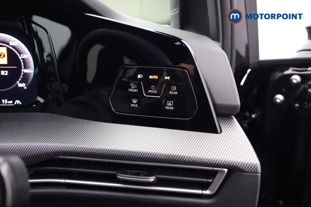 Volkswagen Golf Black Edition Automatic Petrol Hatchback - Stock Number (1685094) - 18th supplementary image