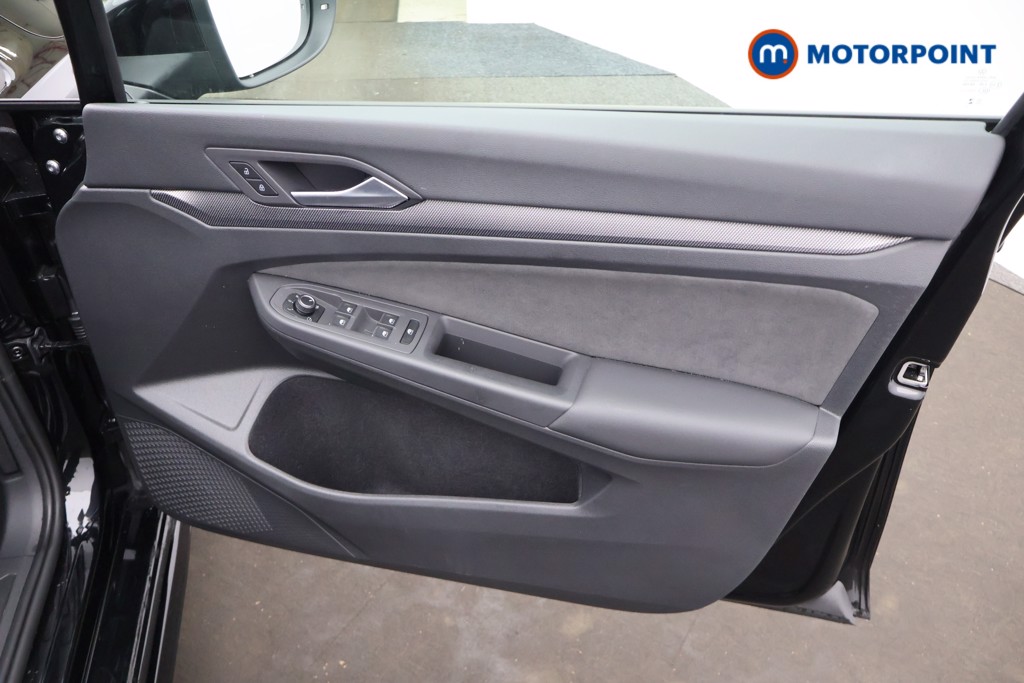 Volkswagen Golf Black Edition Automatic Petrol Hatchback - Stock Number (1685094) - 19th supplementary image