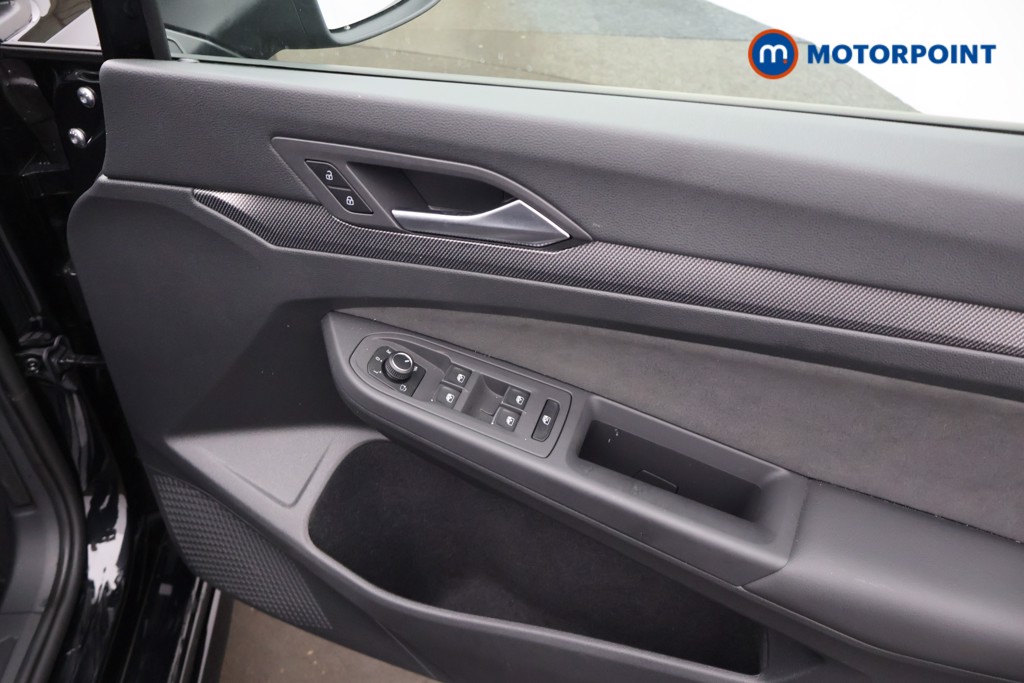 Volkswagen Golf Black Edition Automatic Petrol Hatchback - Stock Number (1685094) - 20th supplementary image