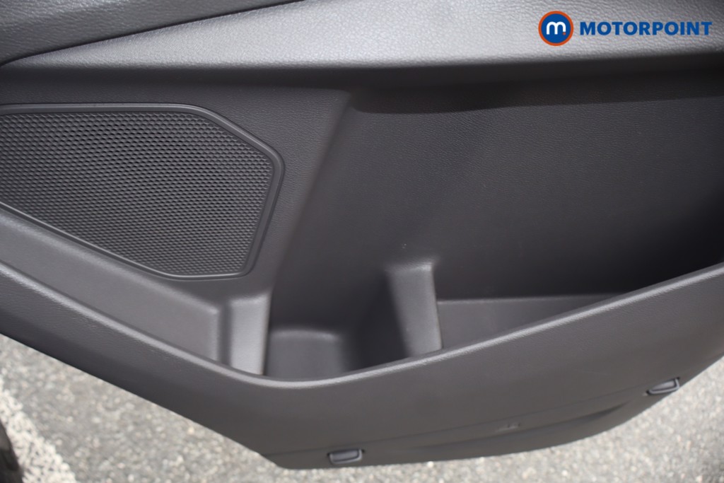 Ford Transit Limited Automatic Diesel Medium Roof Van - Stock Number (1685467) - 32nd supplementary image