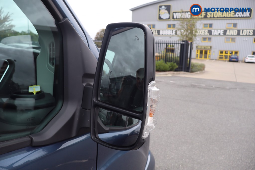 Ford Transit Limited Automatic Diesel Medium Roof Van - Stock Number (1685467) - 45th supplementary image