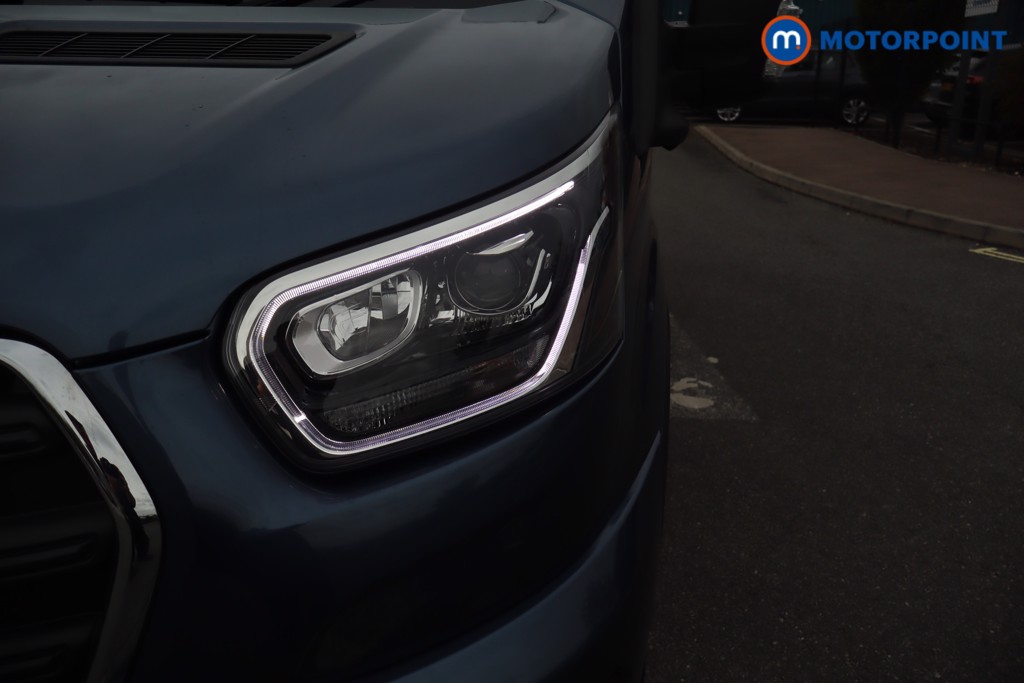Ford Transit Limited Automatic Diesel Medium Roof Van - Stock Number (1685467) - 50th supplementary image