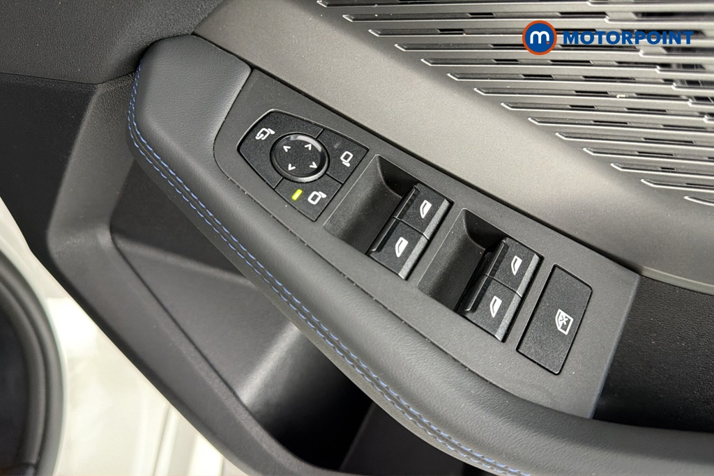 BMW 1 Series M Sport Automatic Petrol Hatchback - Stock Number (1685613) - 19th supplementary image