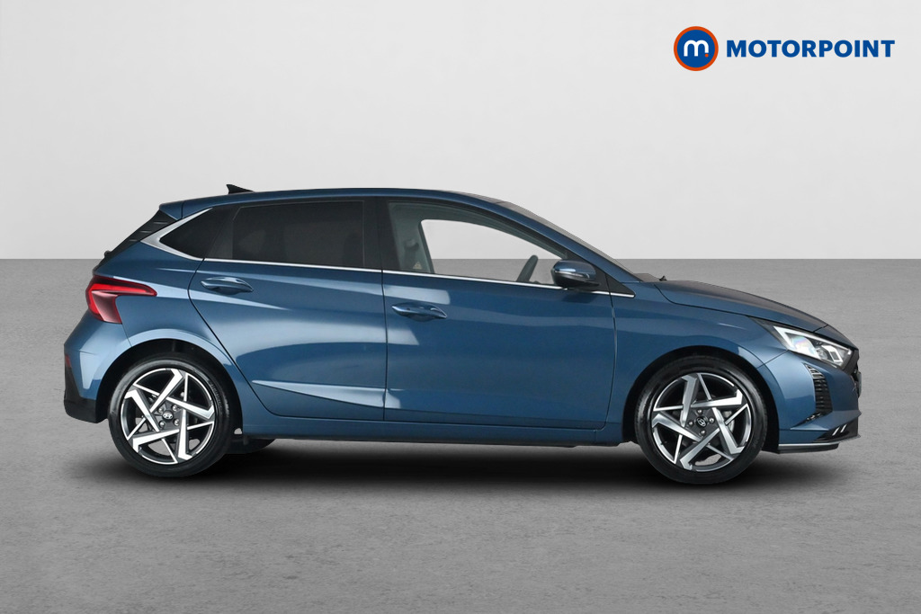Hyundai I20 Tech Line Automatic Petrol Hatchback - Stock Number (1686047) - Passenger side
