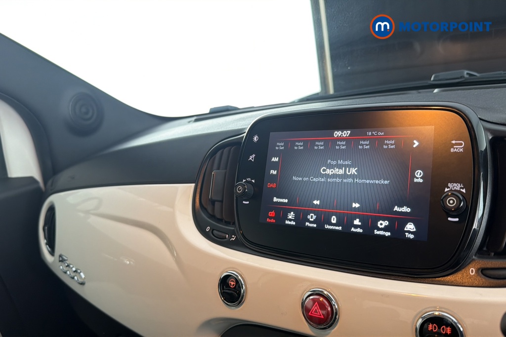 Fiat 500 Dolcevita Manual Petrol Hatchback - Stock Number (1686050) - 8th supplementary image