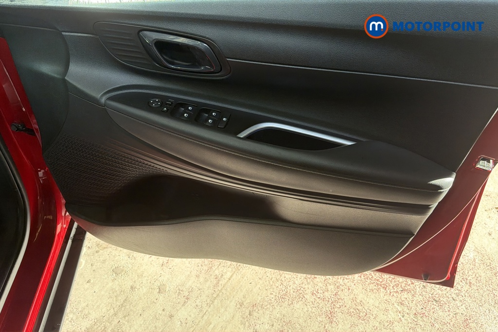 Hyundai Bayon Premium Manual Petrol SUV - Stock Number (1686554) - 18th supplementary image