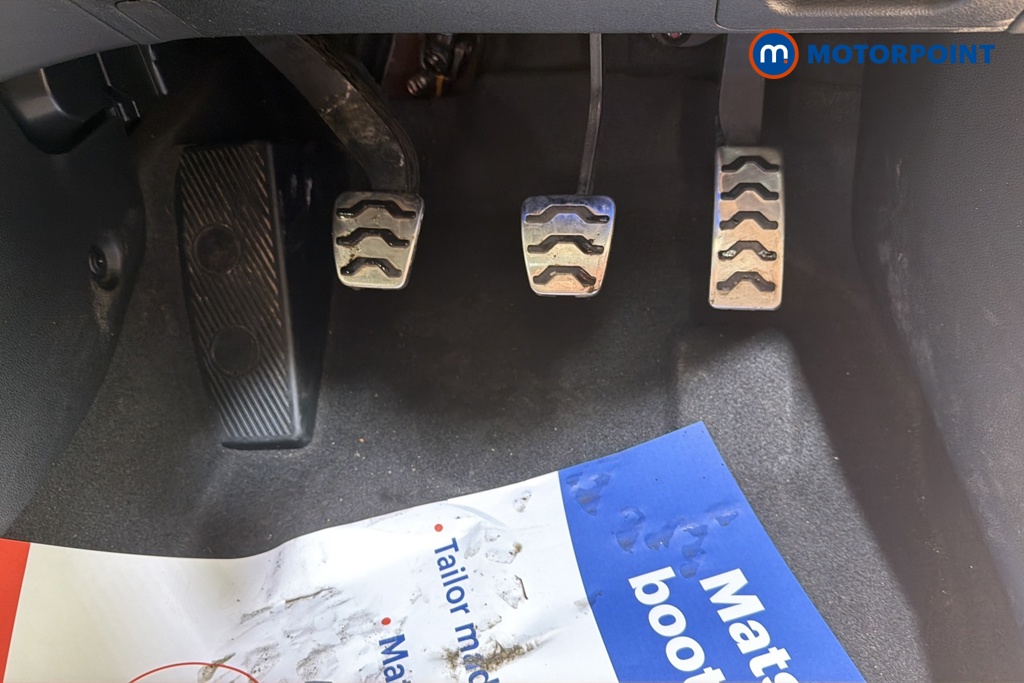 Hyundai Bayon Premium Manual Petrol SUV - Stock Number (1686554) - 24th supplementary image