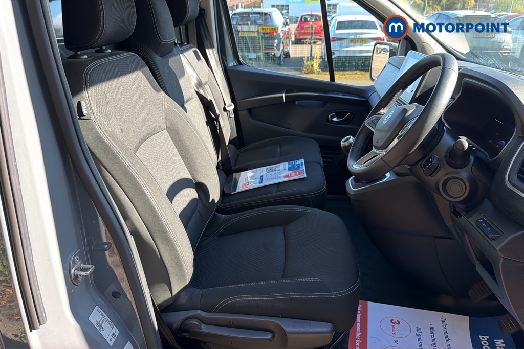 Renault Trafic Extra Sport Manual Diesel Panel Van - Stock Number (1686685) - 22nd supplementary image