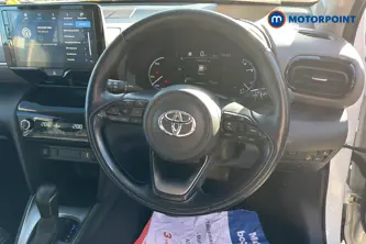 Toyota Yaris Cross Excel Automatic Petrol-Electric Hybrid Estate - Stock Number (1686717) - 2nd supplementary image