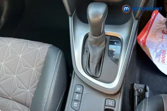 Toyota Yaris Cross Excel Automatic Petrol-Electric Hybrid Estate - Stock Number (1686717) - 15th supplementary image