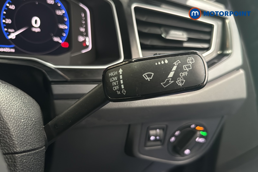 Volkswagen Polo R-Line Automatic Petrol Hatchback - Stock Number (1687280) - 6th supplementary image