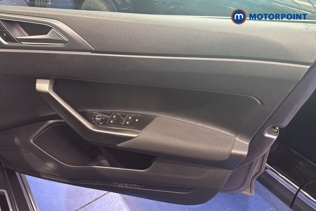 Volkswagen Polo R-Line Automatic Petrol Hatchback - Stock Number (1687280) - 18th supplementary image
