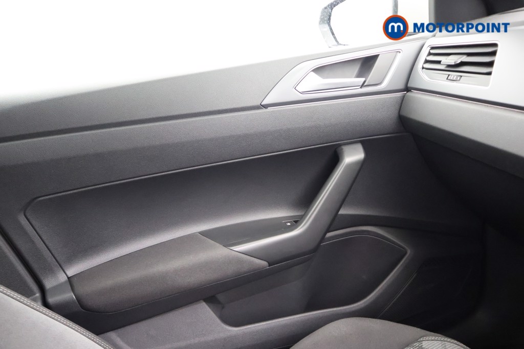 Volkswagen Polo R-Line Automatic Petrol Hatchback - Stock Number (1687391) - 12th supplementary image