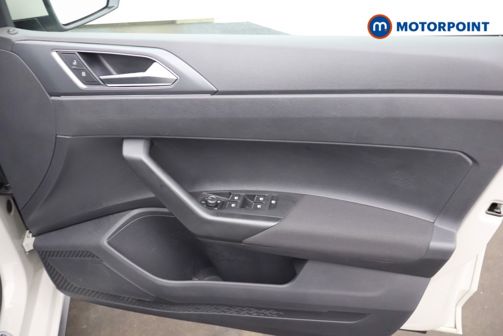 Volkswagen Polo R-Line Automatic Petrol Hatchback - Stock Number (1687391) - 13th supplementary image