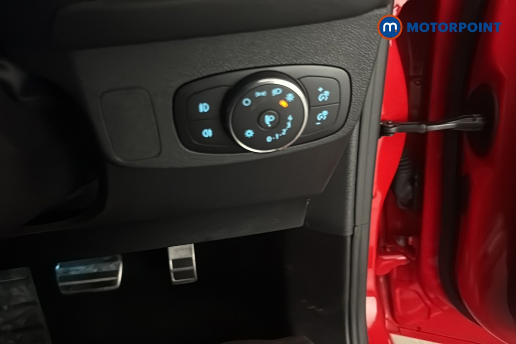 Ford Focus St-Line X Automatic Petrol Estate - Stock Number (1687597) - 11th supplementary image