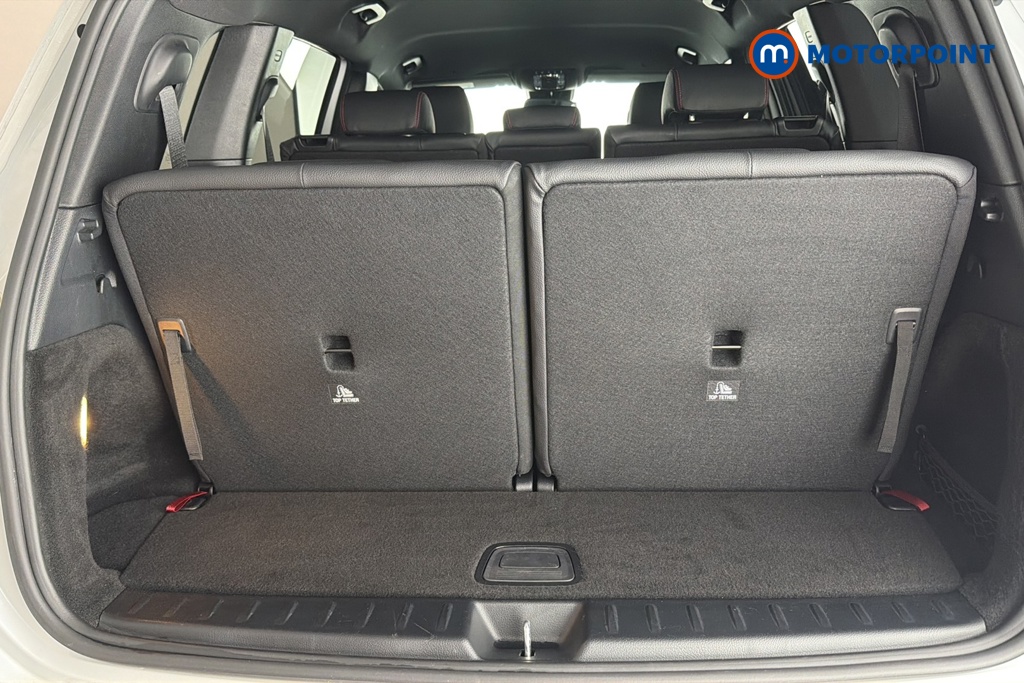 Mercedes-Benz GLB Amg Line Automatic Petrol SUV - Stock Number (1687641) - 30th supplementary image