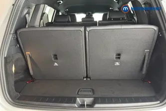 Mercedes-Benz GLB Amg Line Automatic Petrol SUV - Stock Number (1687641) - 30th supplementary image