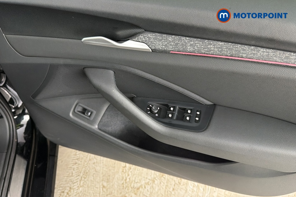 Skoda Superb Se L Automatic Petrol Hatchback - Stock Number (1687892) - 19th supplementary image