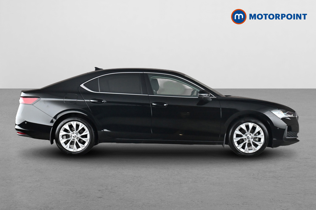 Skoda Superb Se L Automatic Petrol Hatchback - Stock Number (1687892) - Passenger side