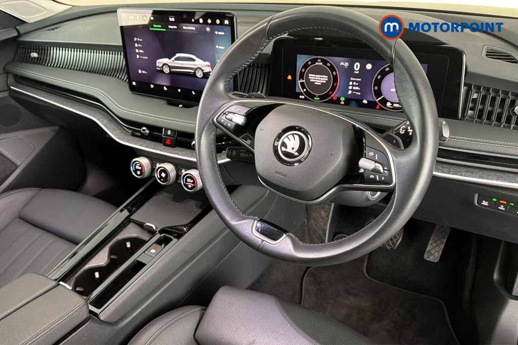 Skoda Superb Se L Automatic Petrol Hatchback - Stock Number (1687892) - 1st supplementary image