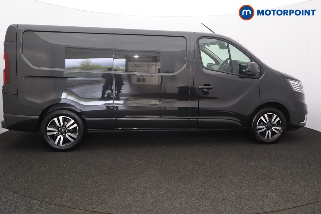Renault Trafic Extra Sport Manual Diesel Panel Van - Stock Number (1687949) - Drivers side rear corner