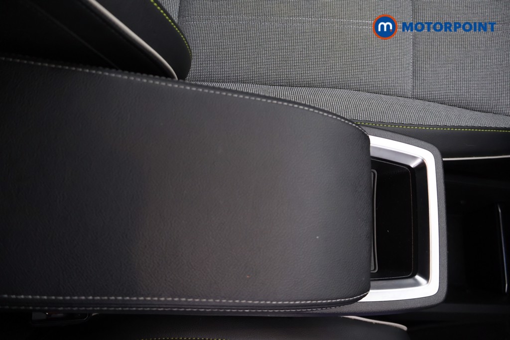 Renault Megane E-Tech Iconic Automatic Electric Hatchback - Stock Number (1688247) - 14th supplementary image