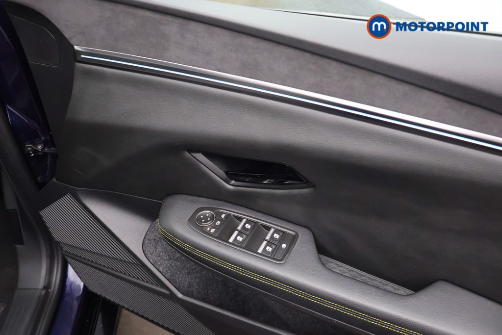 Renault Megane E-Tech Iconic Automatic Electric Hatchback - Stock Number (1688247) - 19th supplementary image